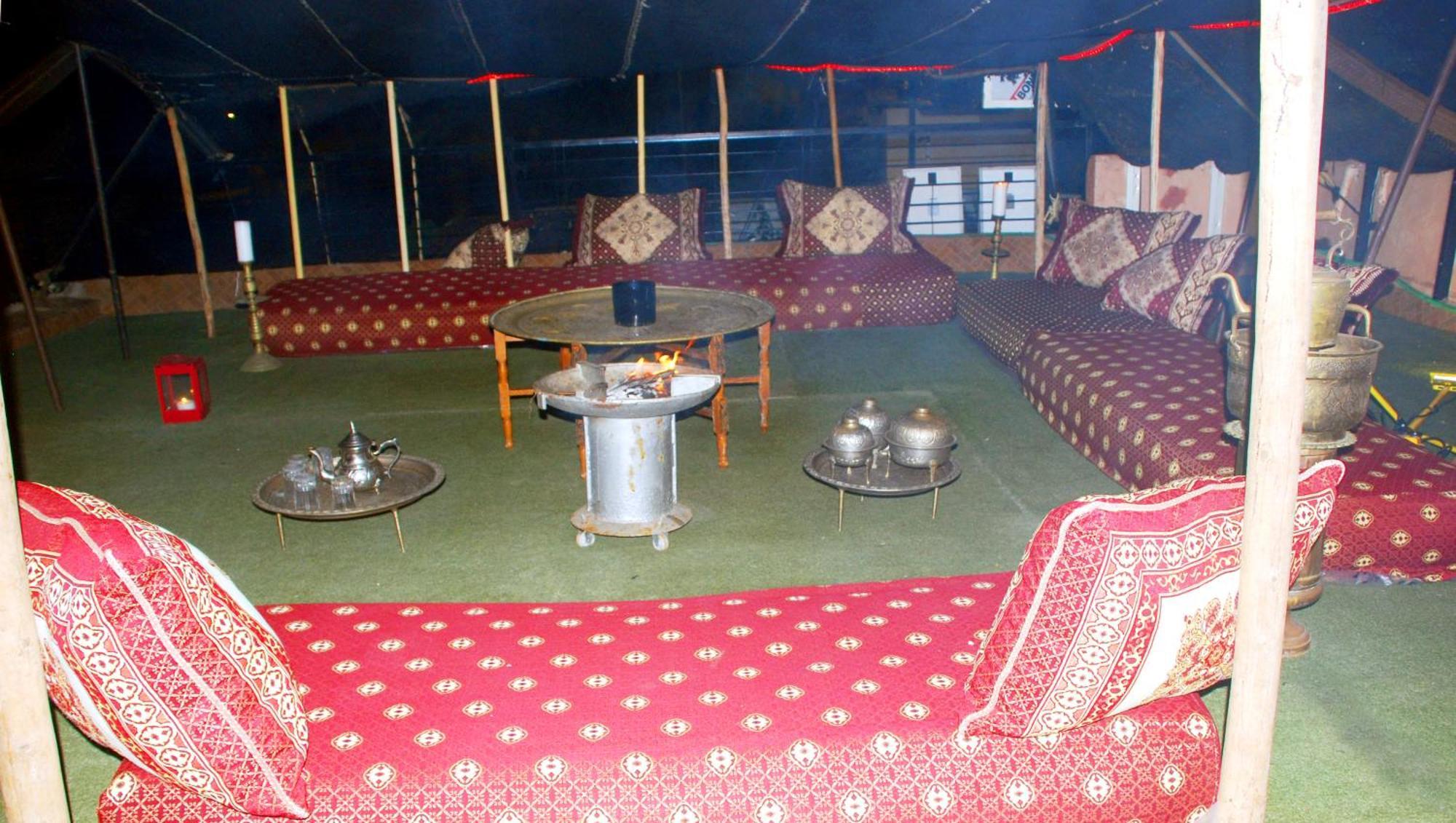 Dar Lghzal Special Offer In Rabat Winner Of Guest Experience 2025 Awards Traditional Sahrawi And Berber Privative Villa With Swimming Pool Jacuzzi Sea View And On Site Restaurant Ideal For Family And Groups In Rabat'S Center No Car Required Eksteriør bilde