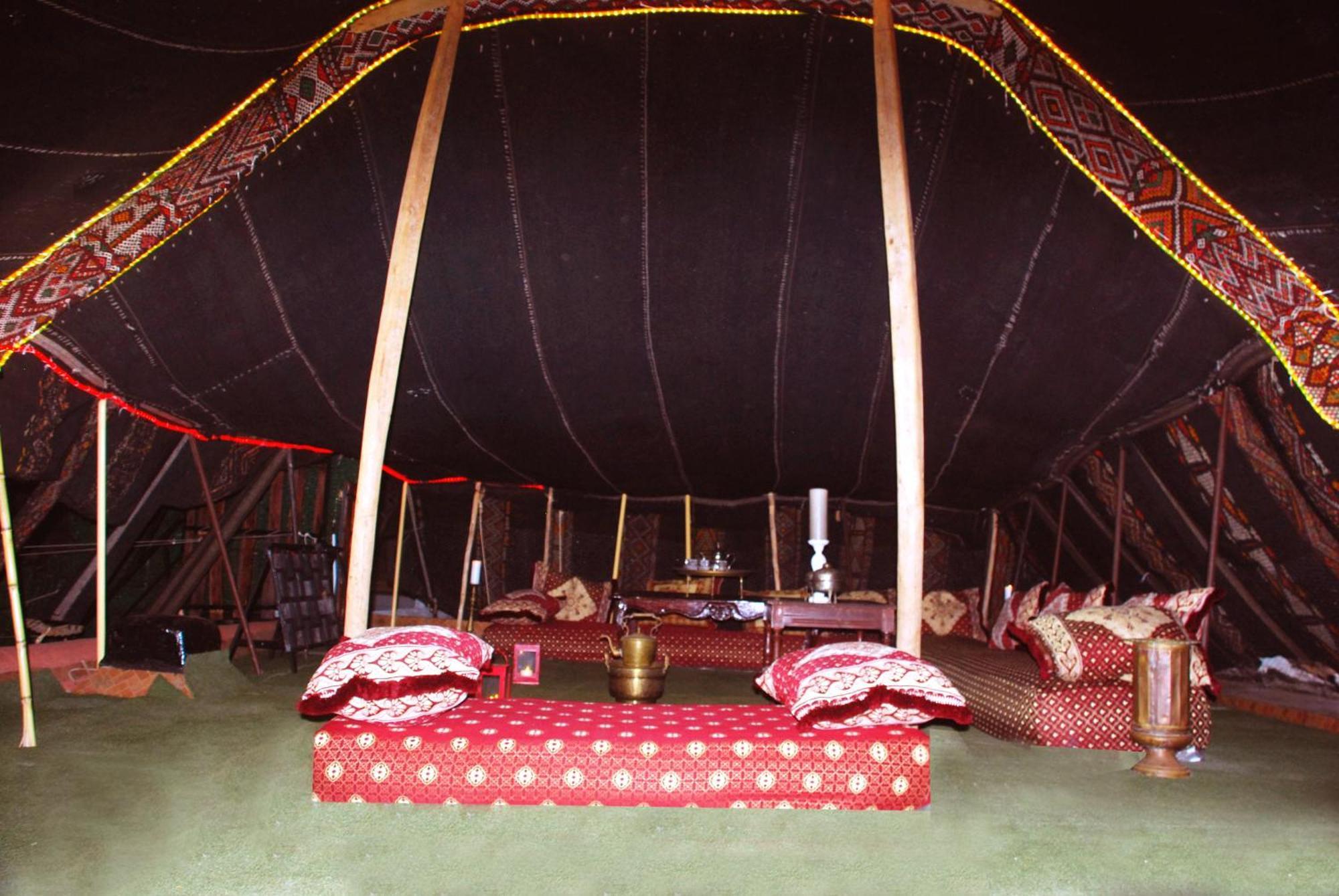 Dar Lghzal Special Offer In Rabat Winner Of Guest Experience 2025 Awards Traditional Sahrawi And Berber Privative Villa With Swimming Pool Jacuzzi Sea View And On Site Restaurant Ideal For Family And Groups In Rabat'S Center No Car Required Eksteriør bilde