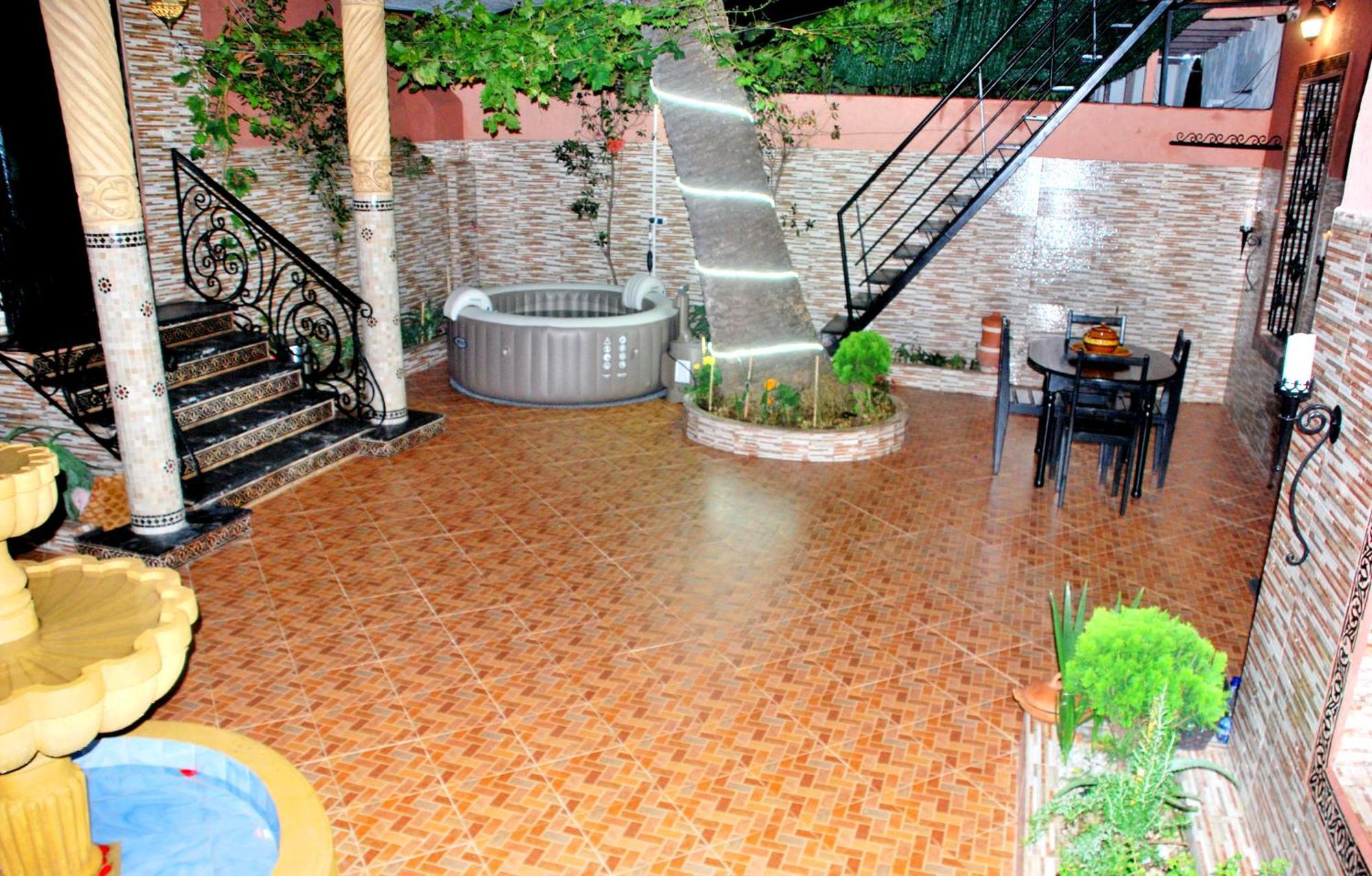 Dar Lghzal Special Offer In Rabat Winner Of Guest Experience 2025 Awards Traditional Sahrawi And Berber Privative Villa With Swimming Pool Jacuzzi Sea View And On Site Restaurant Ideal For Family And Groups In Rabat'S Center No Car Required Eksteriør bilde